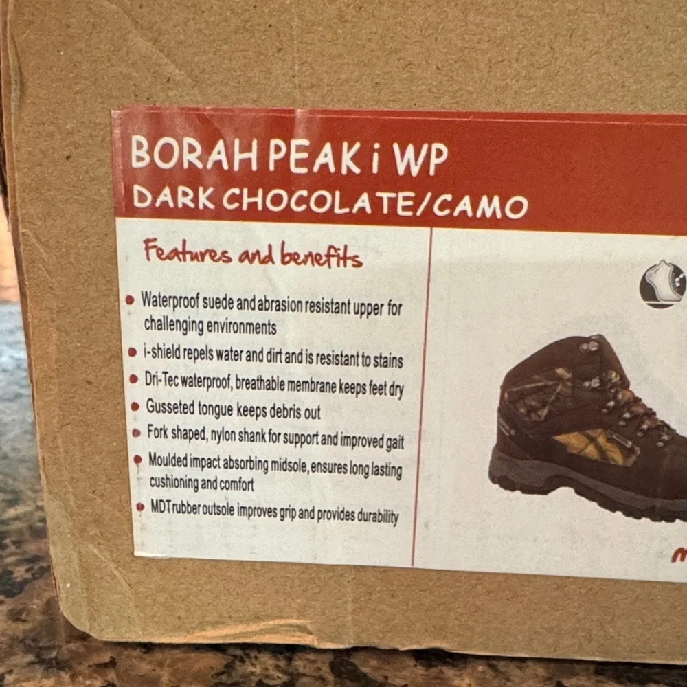 Hi-Tec dr tech waterproof Camouflage and Black Outdoor Boots NWT 9